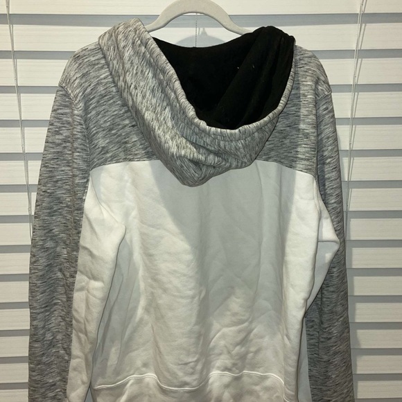 Hollister Quarter Zip - Picture 3 of 3